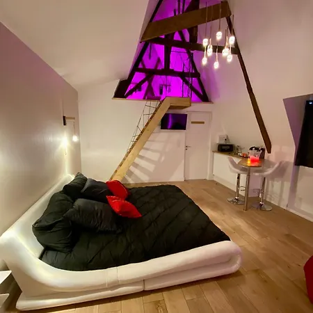 Du Pelican Apartment