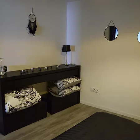 Du Pelican Apartment